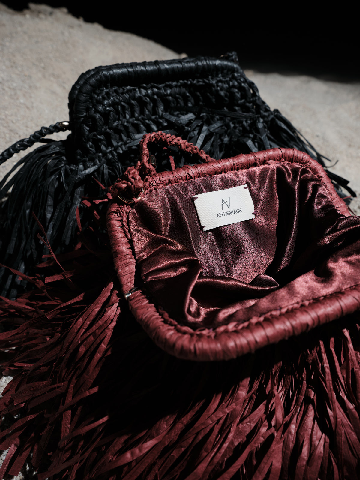 MAROON AN HERITAGE 26 STRAW CLUTCH