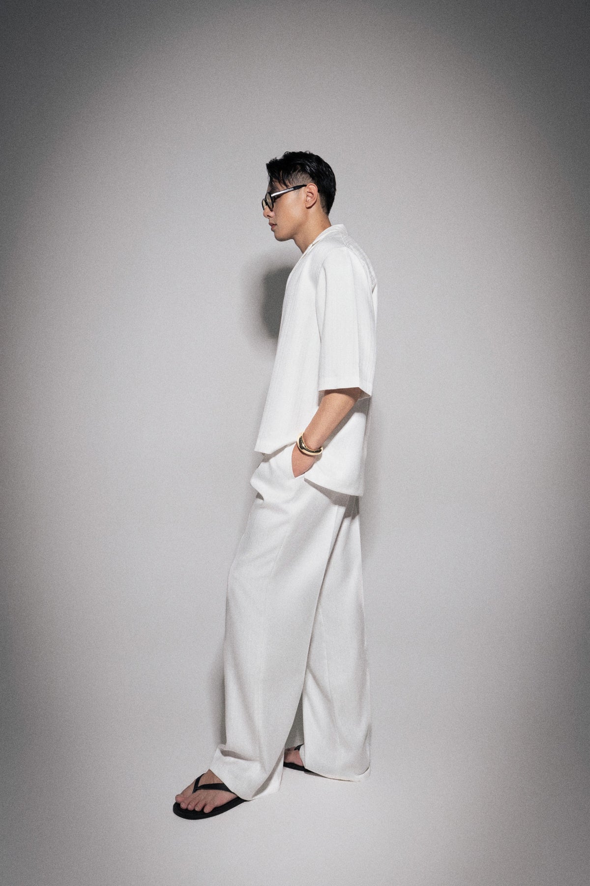 S26 MEN'S WHITE PANTS