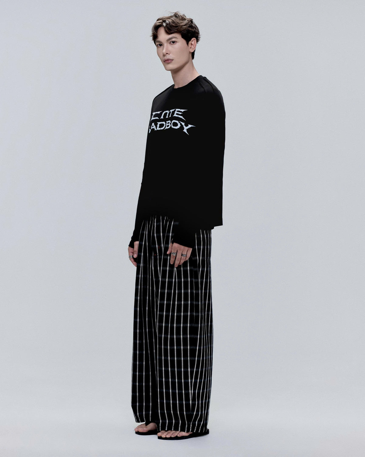 RIOT LONGSLEEVE ( BLACK )