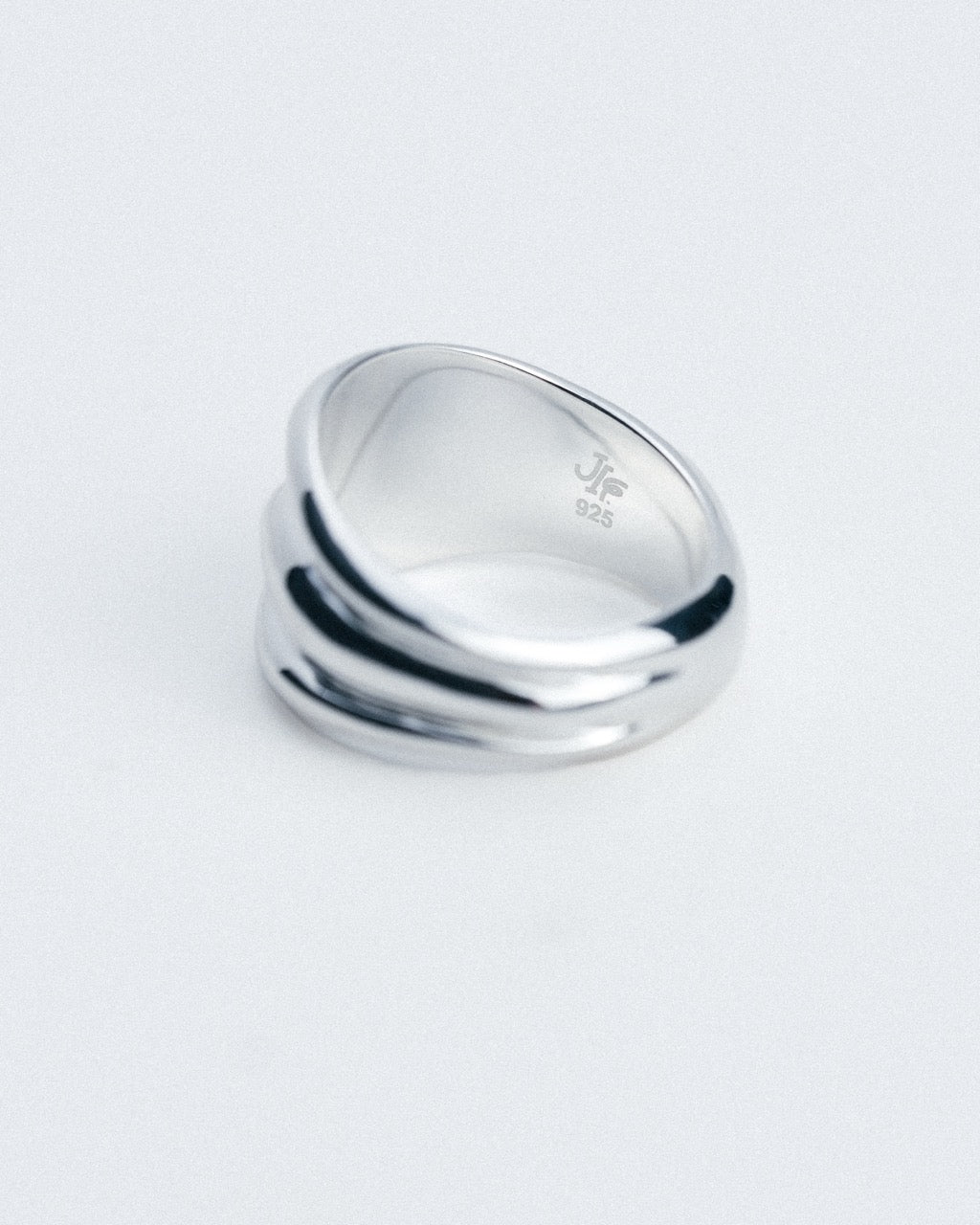 Wavy Ring