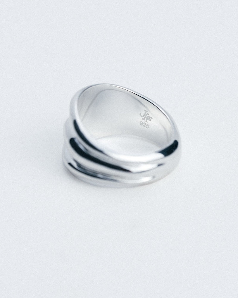 Wavy Ring