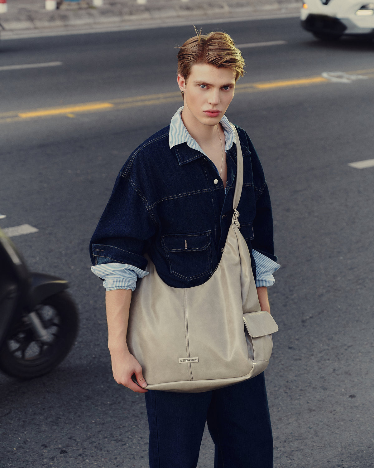 ASH GREY SGS VELO HOBO BAG /LARGE/