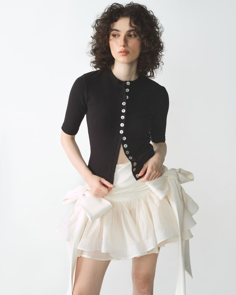 BLACK GIRL N PEARL TEE