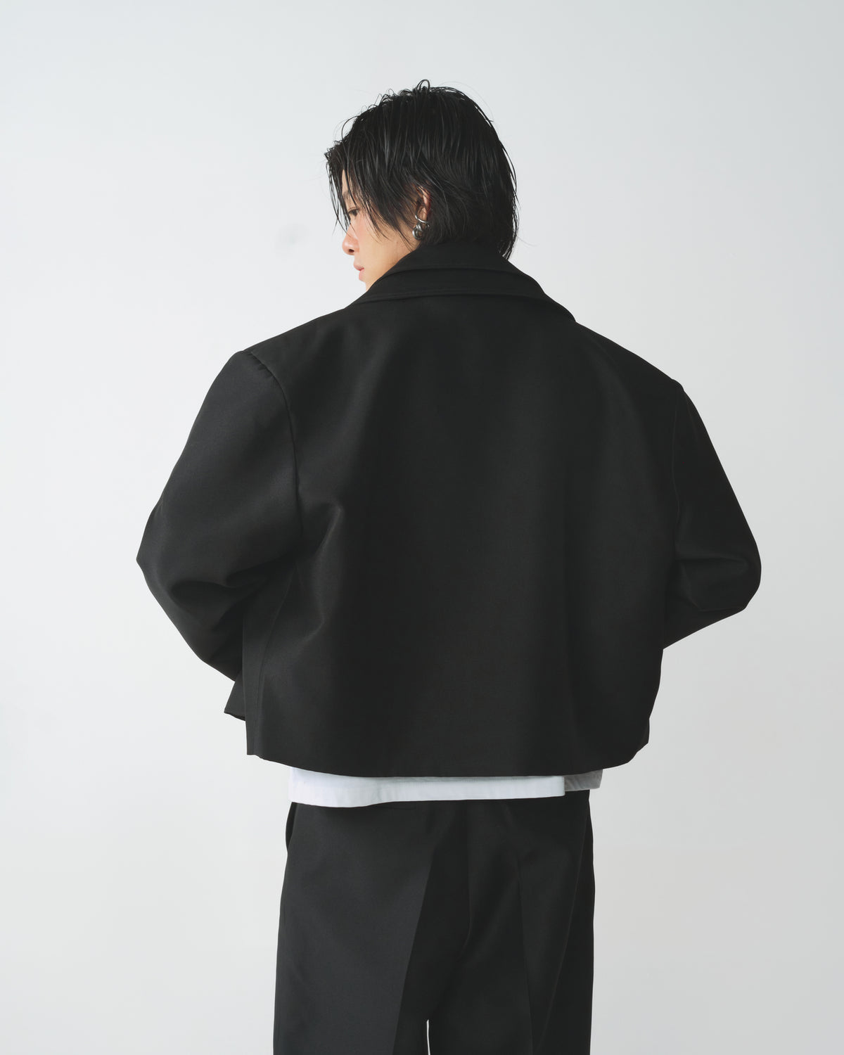 D-COLLAR PEARL JACKET
