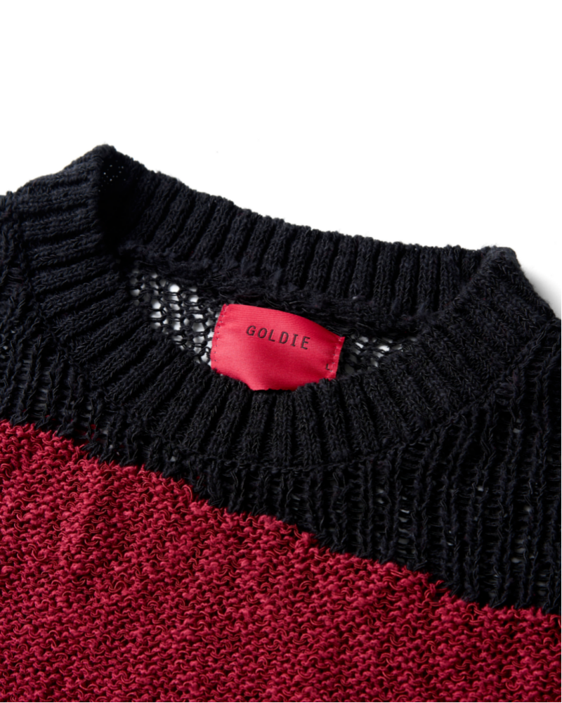 EMPTY KNIT RED SWEATER