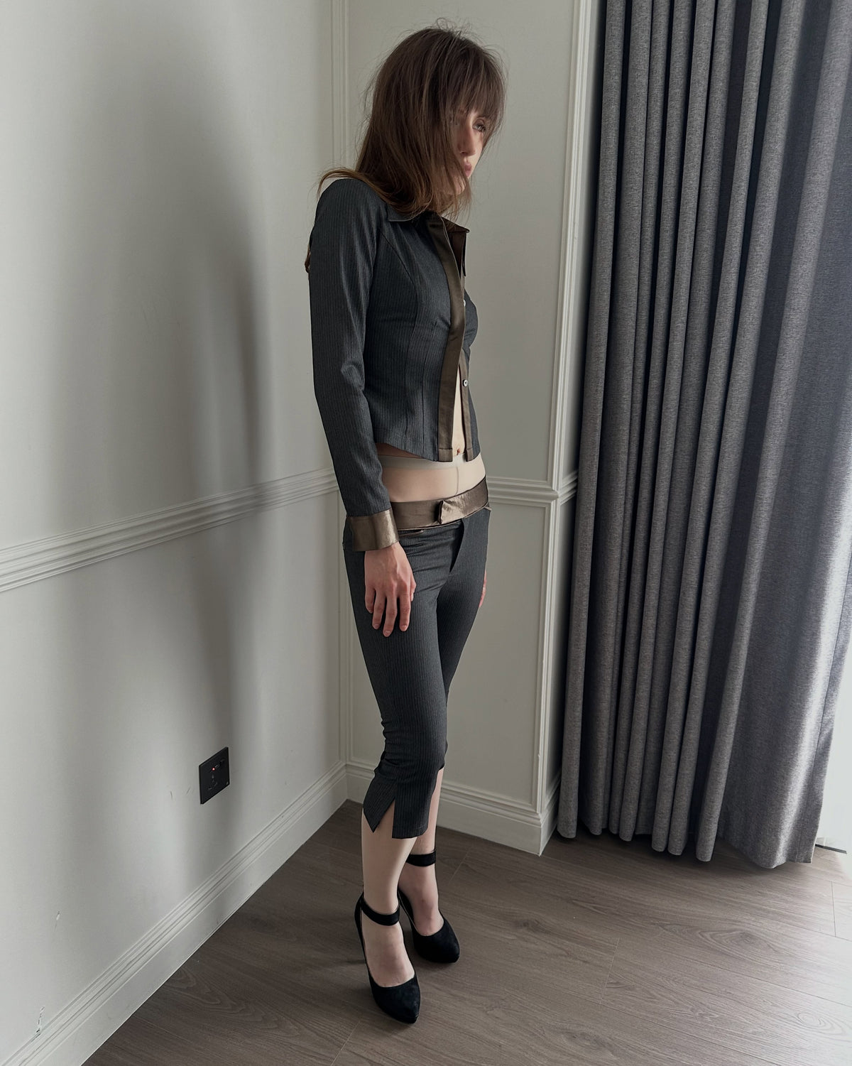 FEMININE LOGIC PANTS
