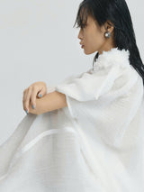 WHITE FLORAL BROOCH