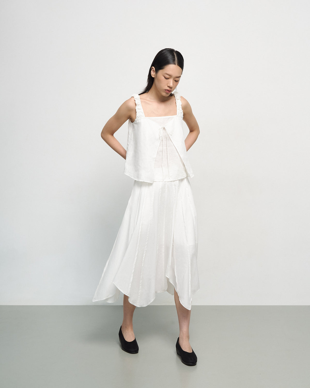 CLOUD TOP IN WHITE