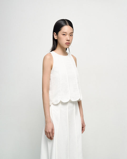 PETAL TOP IN MILK