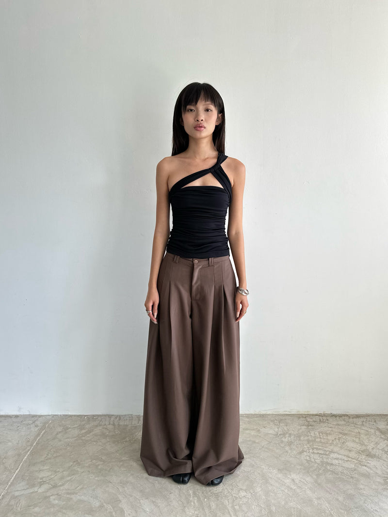BLACK CHEO TOP