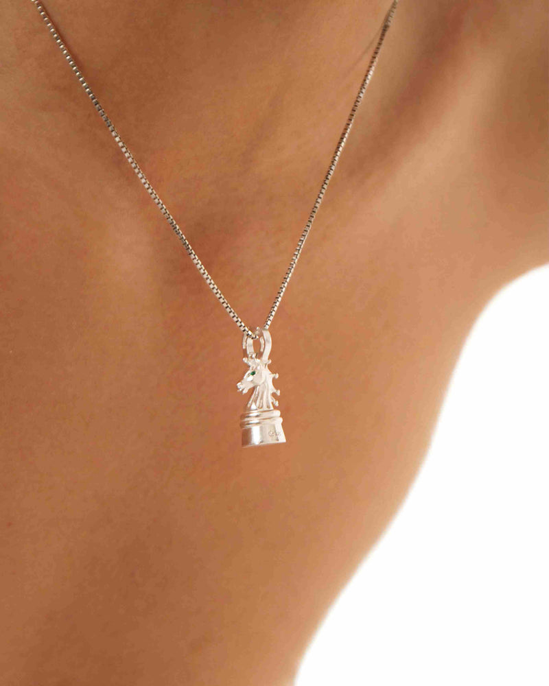 HORSE S NECKLACE