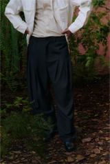 CRUMPLED TROUSERS
