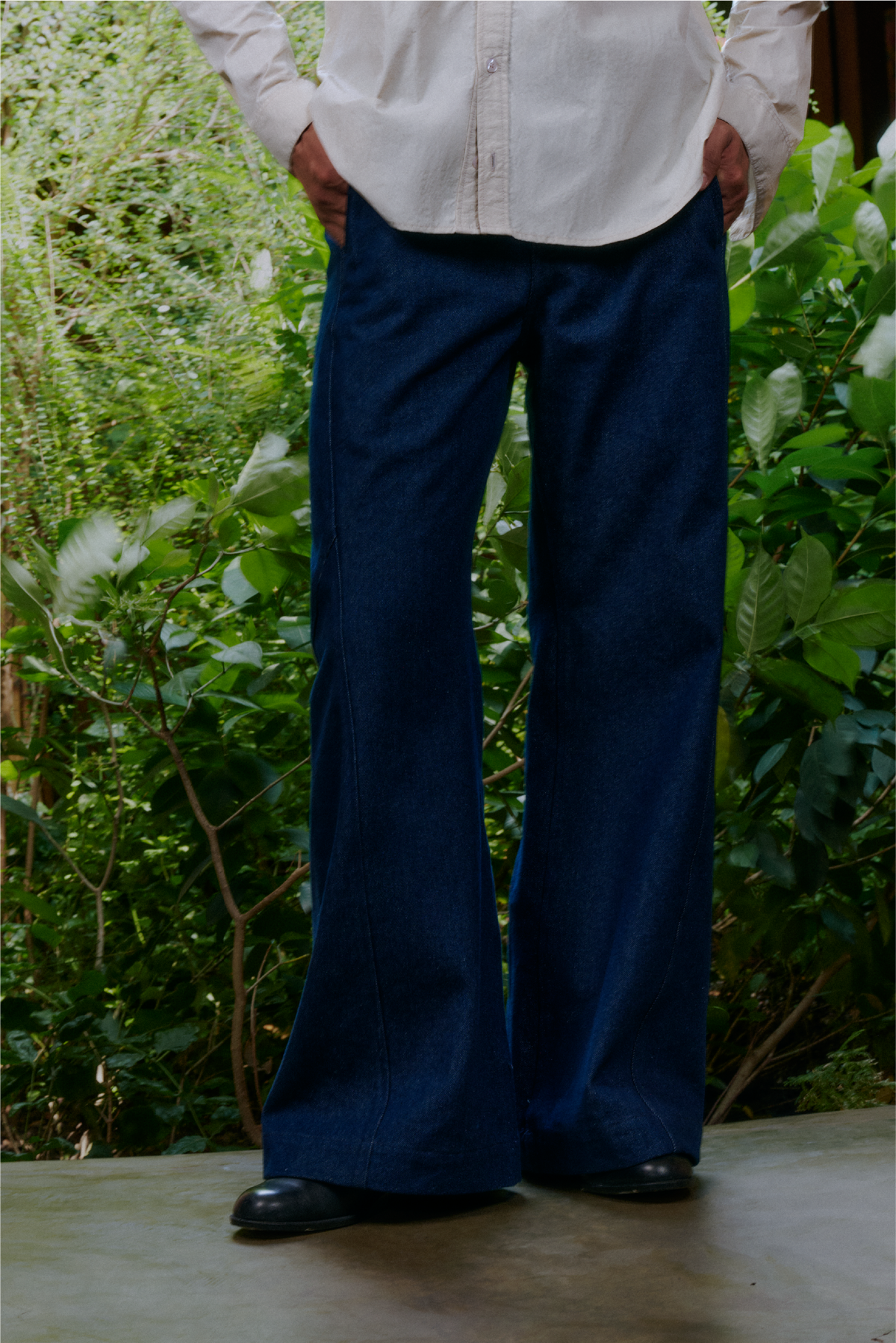 TWISTED FLARE DENIM