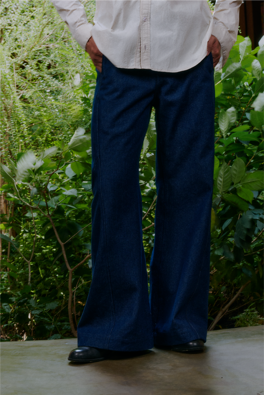 TWISTED FLARE DENIM