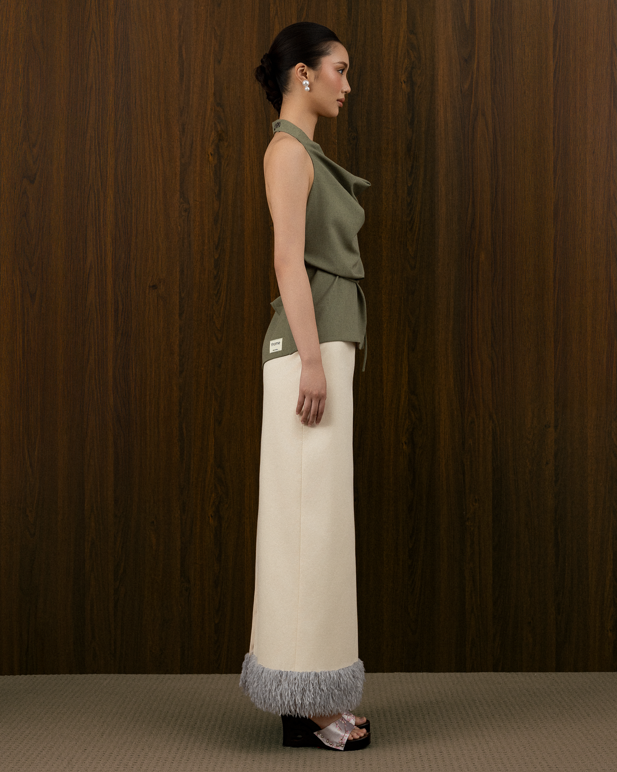 FAUX-FUR TRIMMED KAKI COTTON COLUMN SKIRT