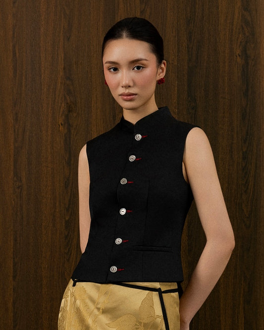 LIEN TU-PHOENIX EYE BUTTON TOP