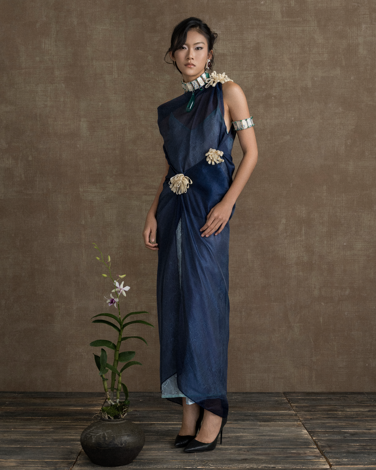 NAVY BLUE LA JOCONDE DE L'ORIENT CHIFFON GOWN
