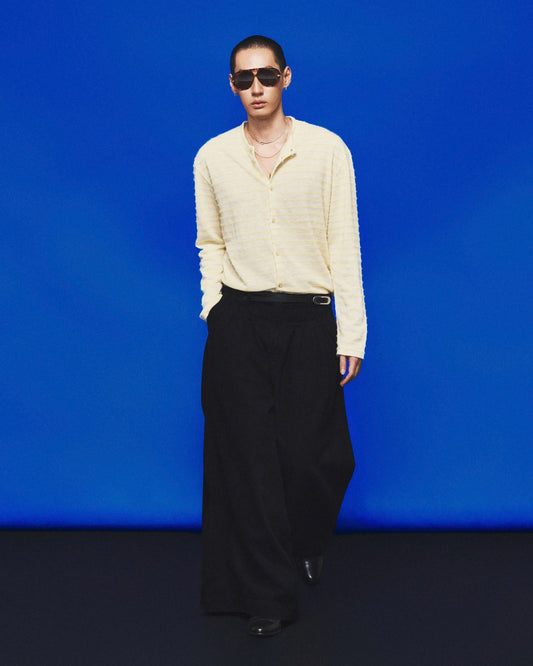 MULTI-PLEATED DENIM PANTS
