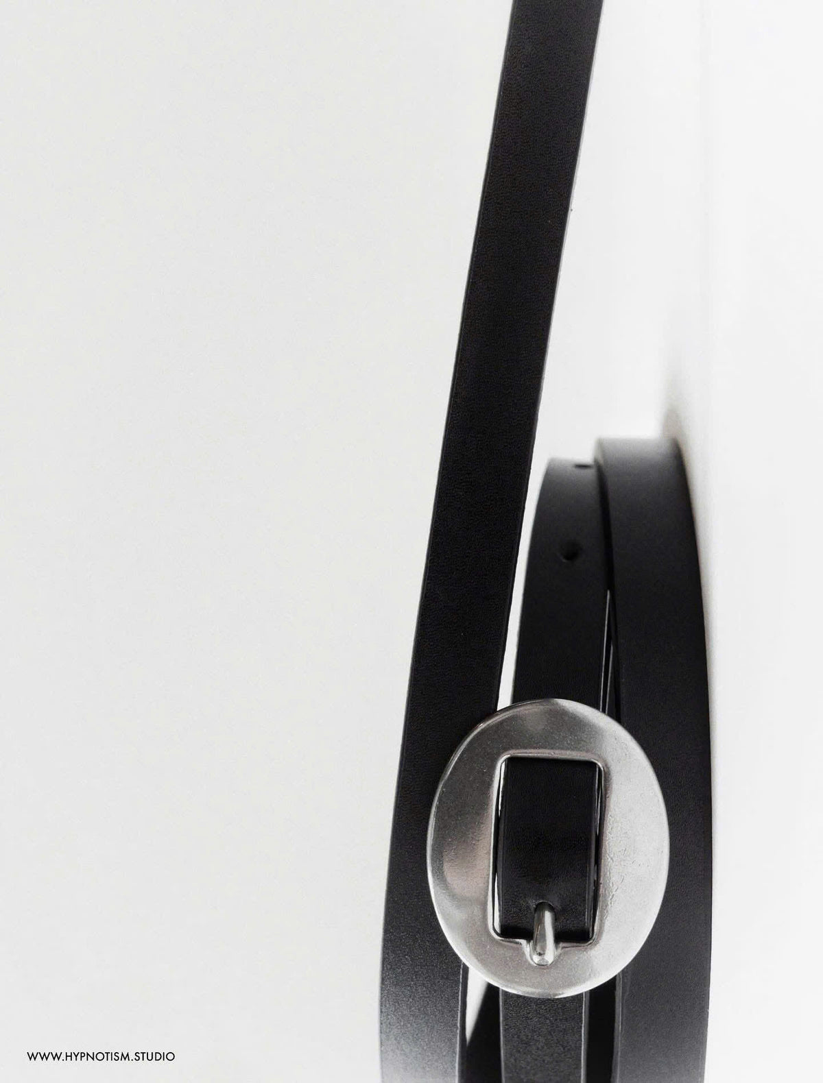 CIRCLE LEATHER BELT