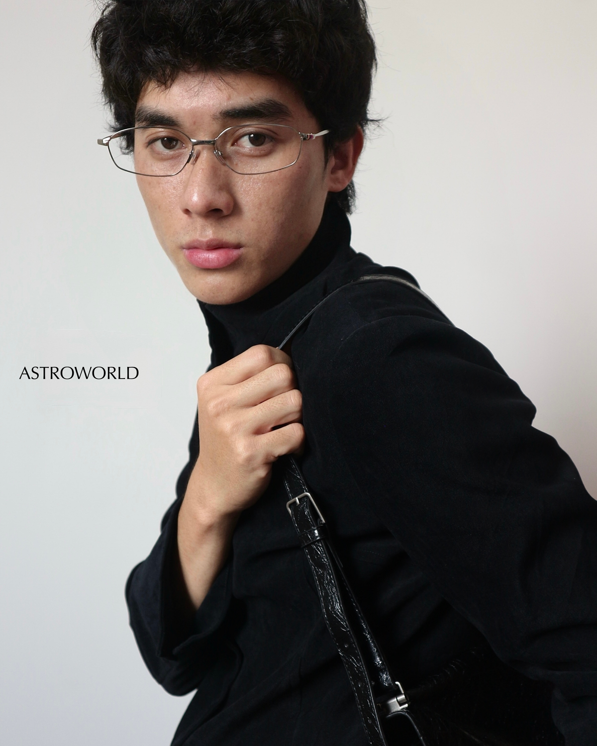 SILVAN - BLACK - BLACK LENS