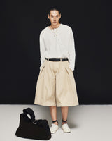 WHITE OBLIQUE BUTTON TOP