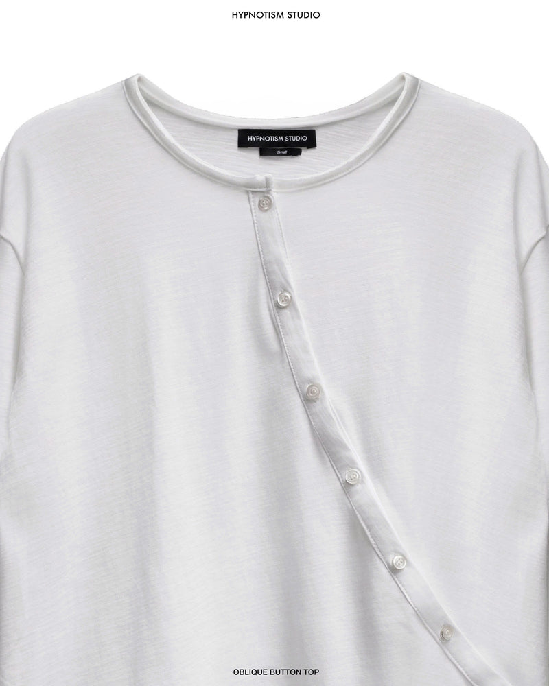 WHITE OBLIQUE BUTTON TOP