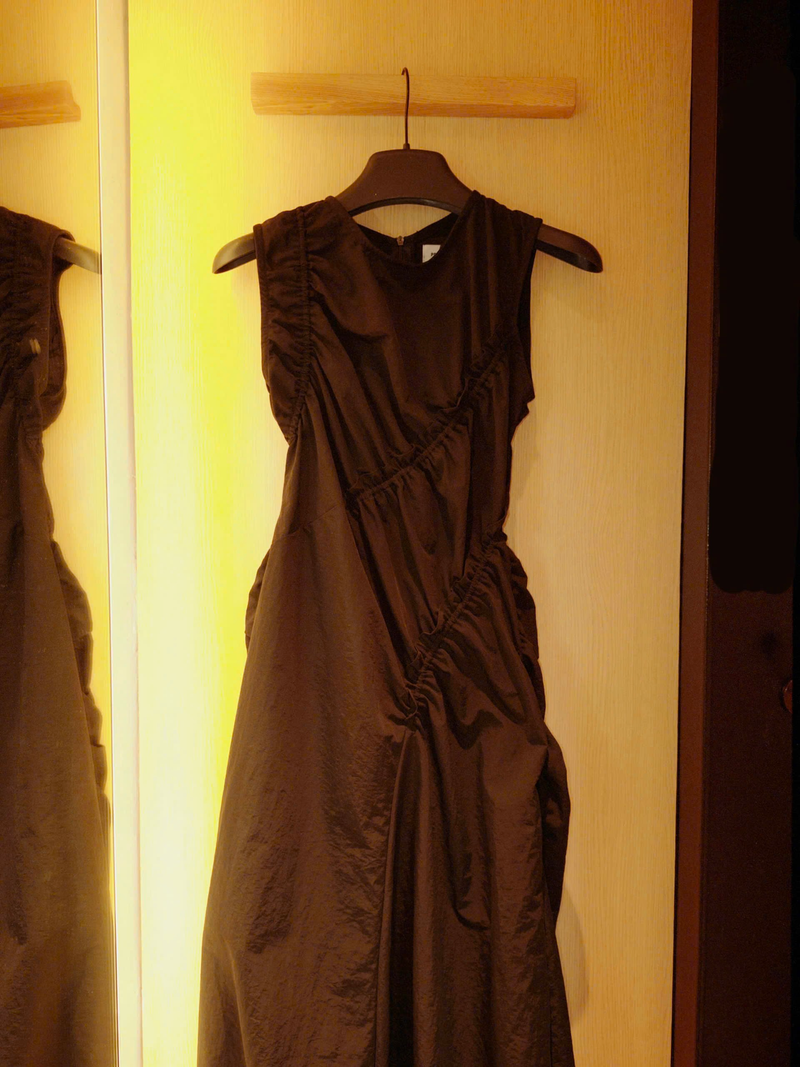 TU TON DRESS