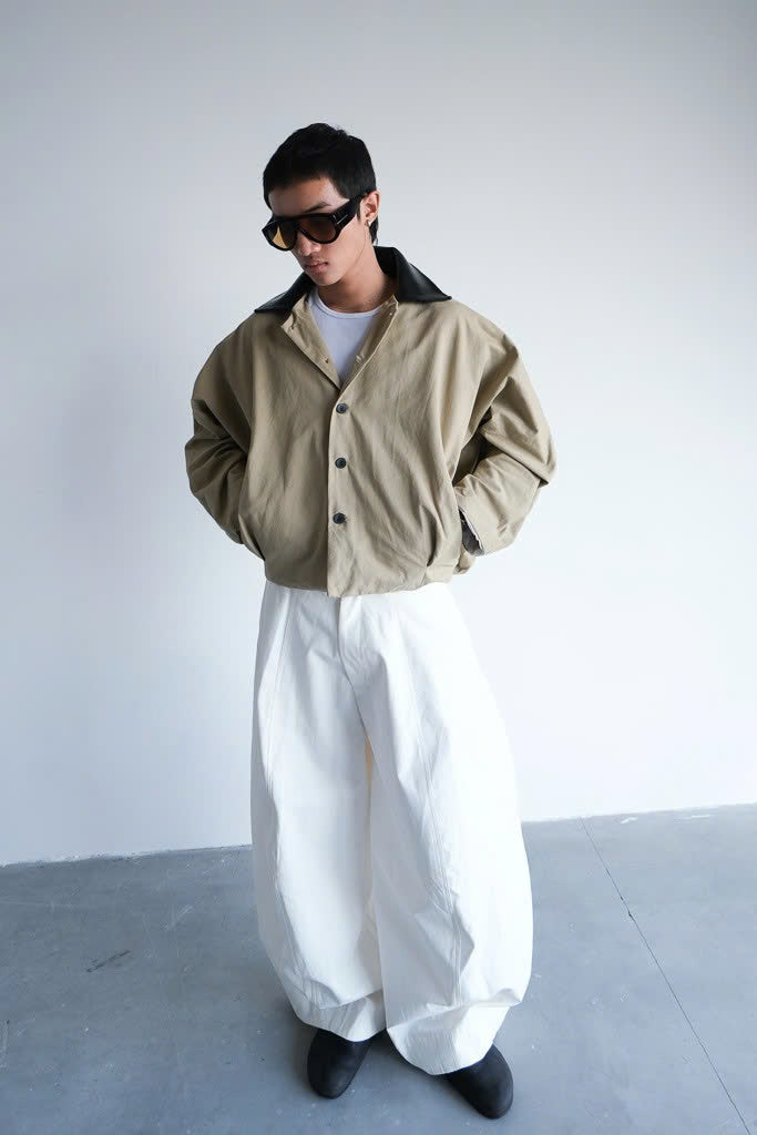 WHITE WIDESACK TROUSERS