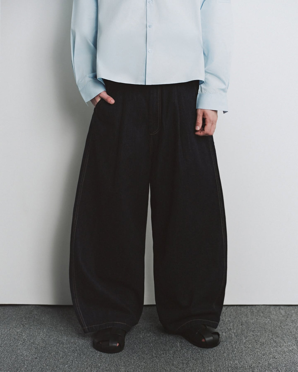 INDIGO FLAQUE DENIM PANTS