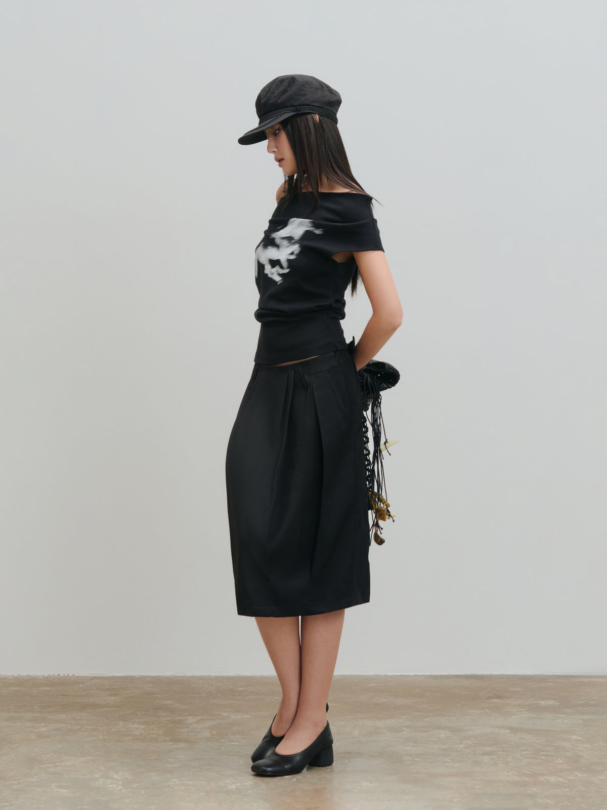 SKIRT:03 - PLEATED SKIRT - BLACK