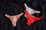 LE JAZZ - TRIO THONG SET