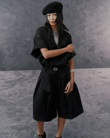 BLACK EASE PLEAT SHORTS