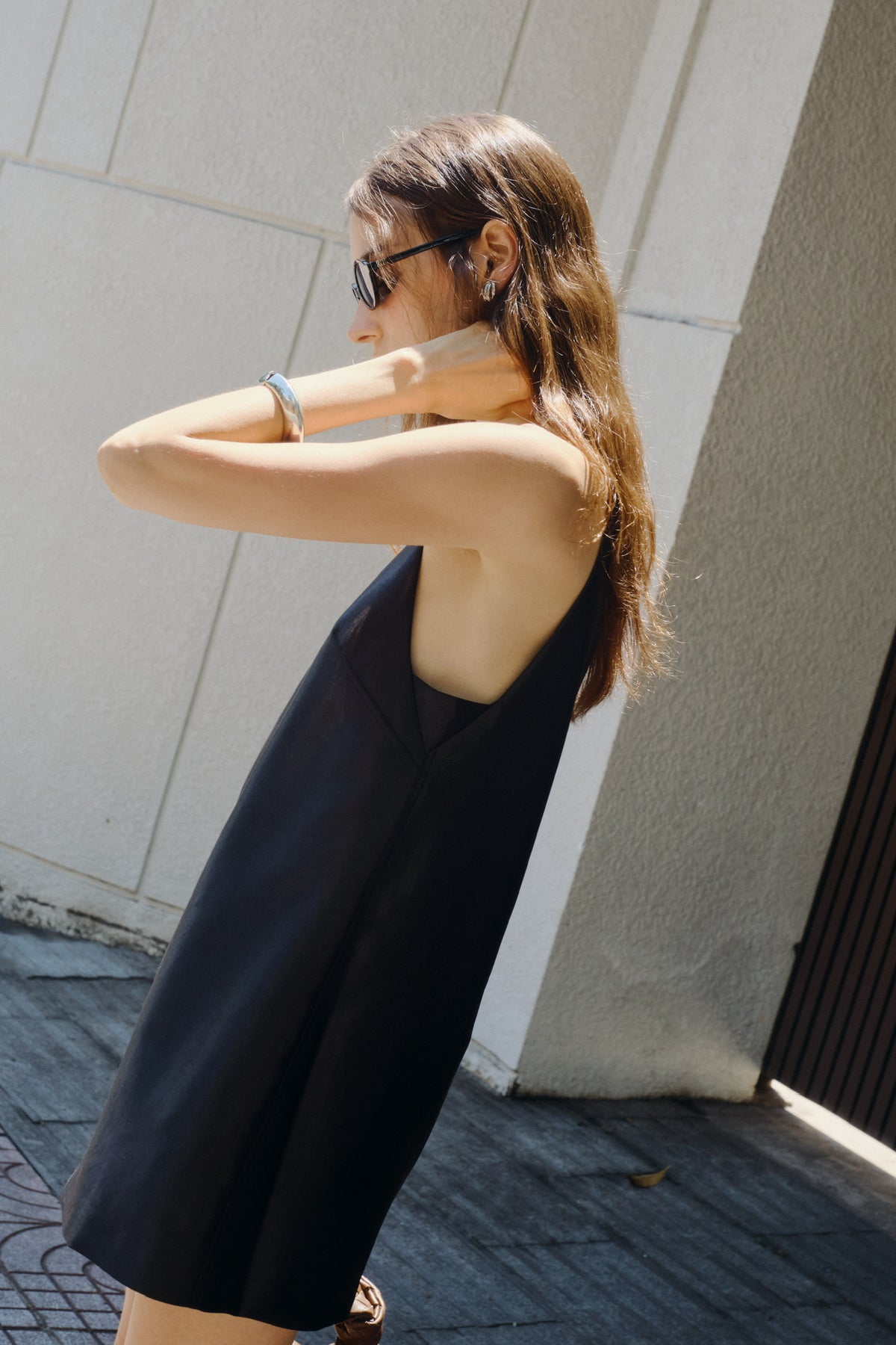APRIL DRESS IN BLACK
