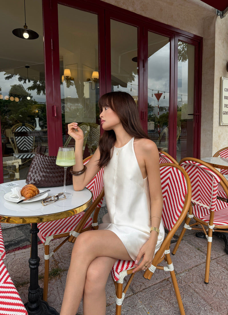 APRIL DRESS IN WHITE