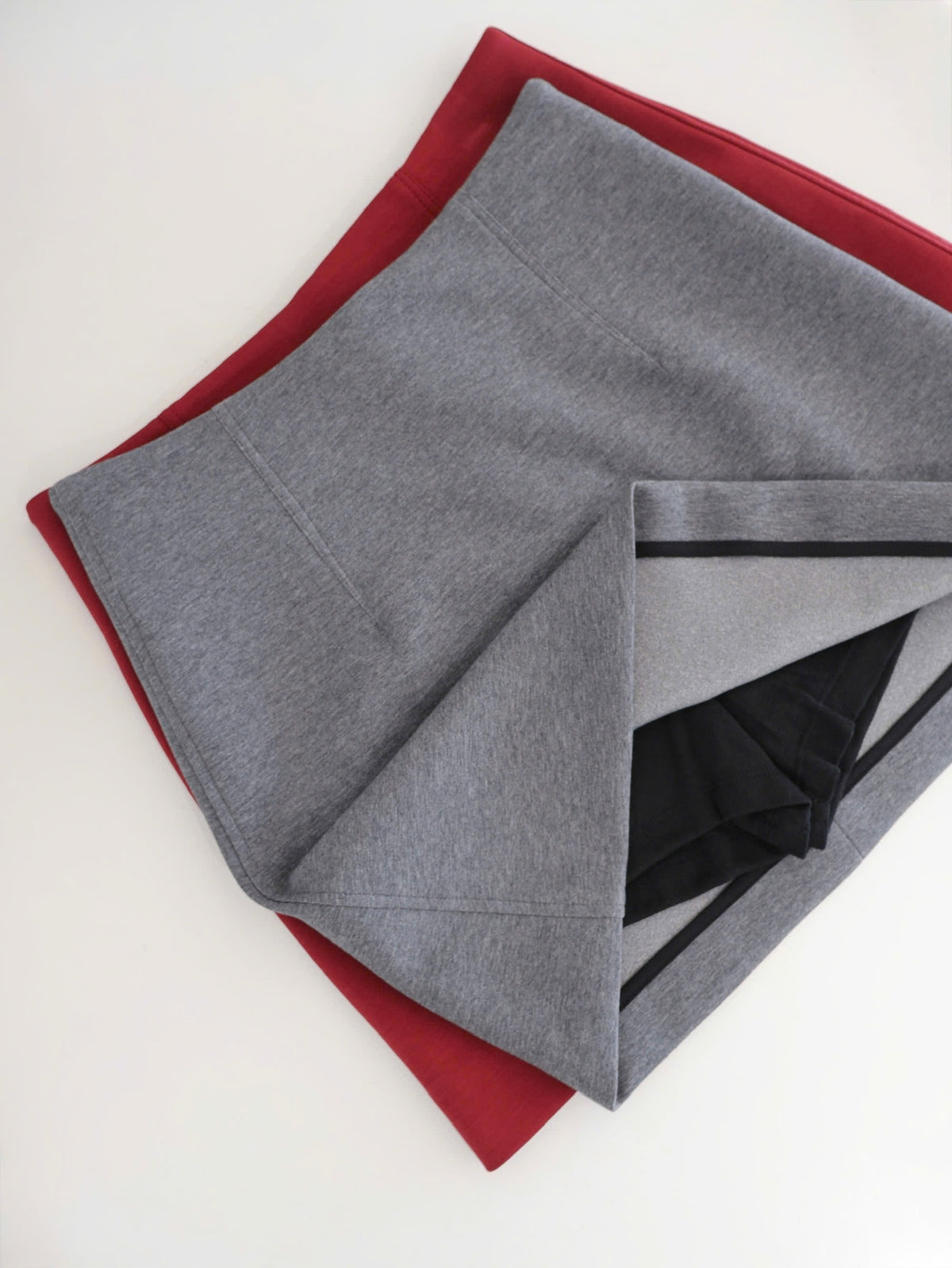 FINLEY SKIRT IN GRAY