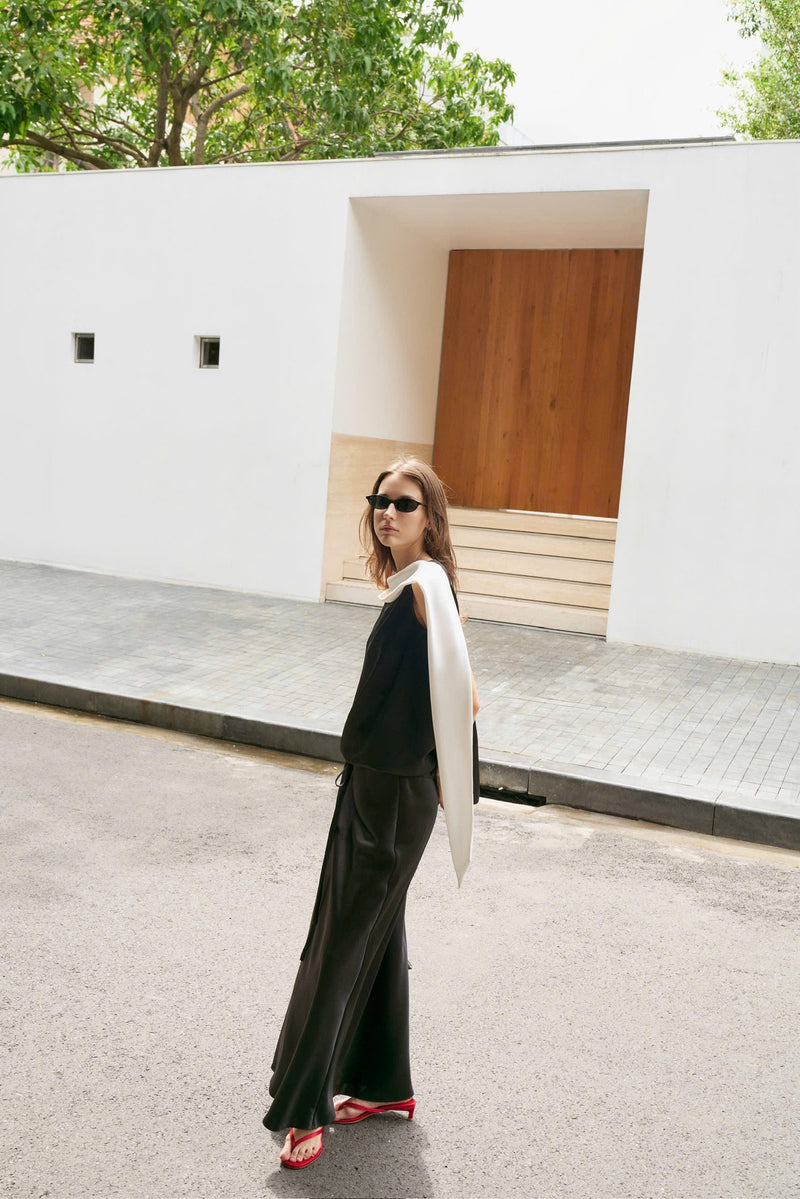 MAREN SKIRT IN BLACK