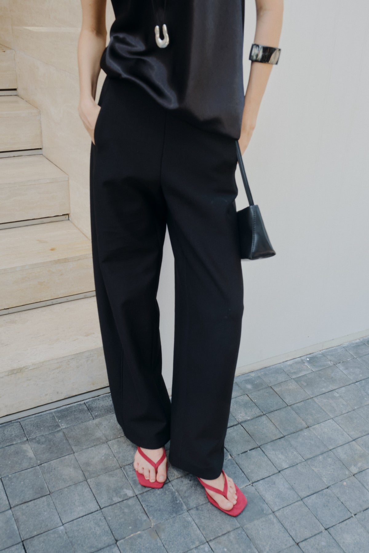 NOA PANTS IN BLACK