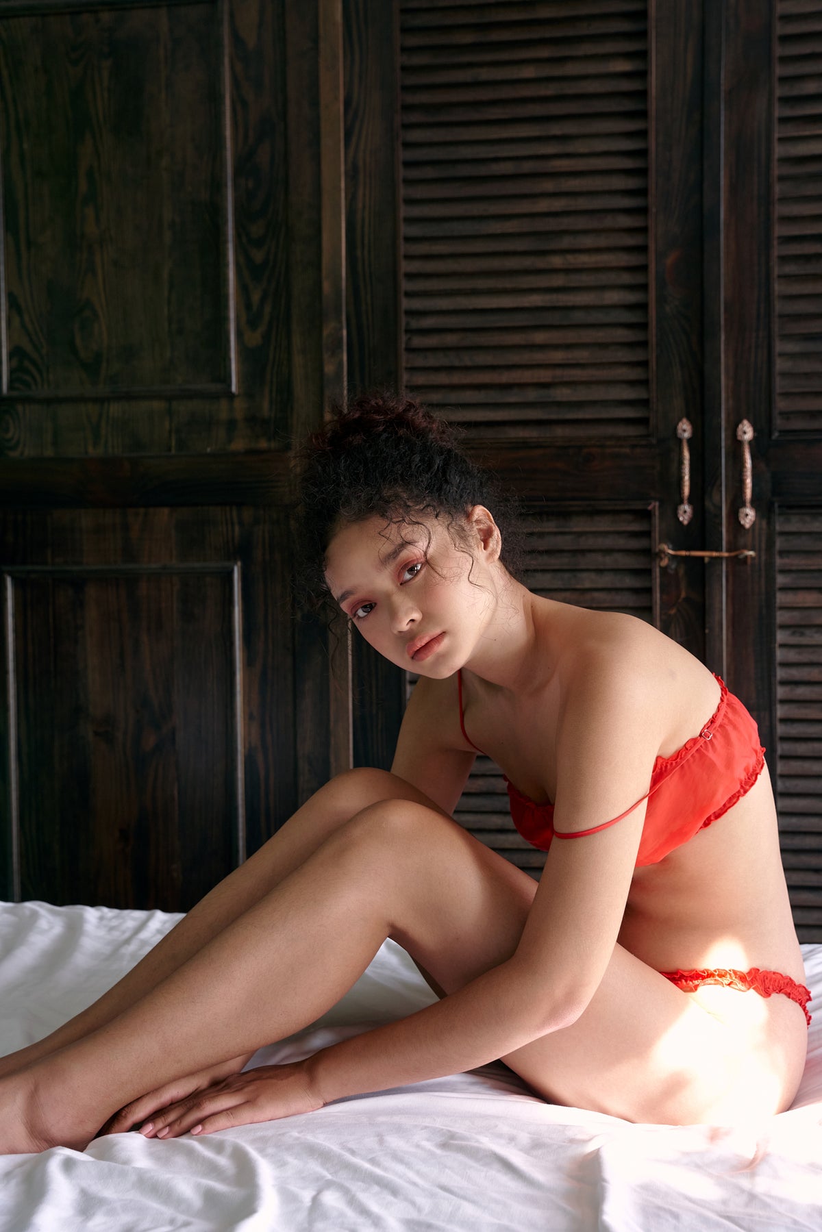 TENDER LINGERIE SET - RED THONG