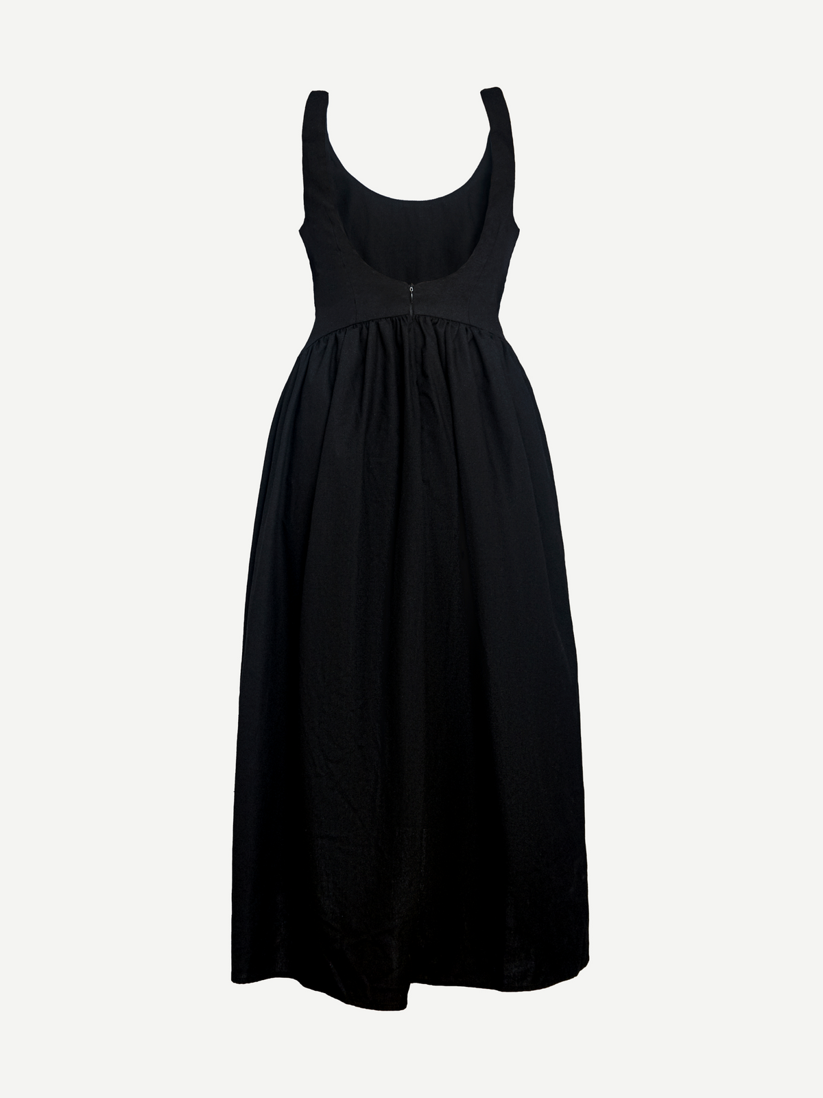 CURVED BACKLESS DRESS
