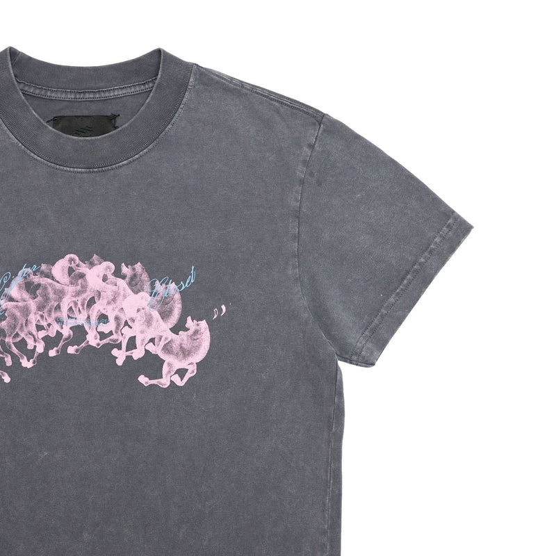  AIRY GREY EIGHT HORSES FORWARD TEE