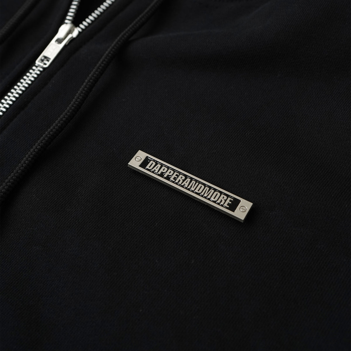 METAL ZIPPED HOODIE/ BLACK