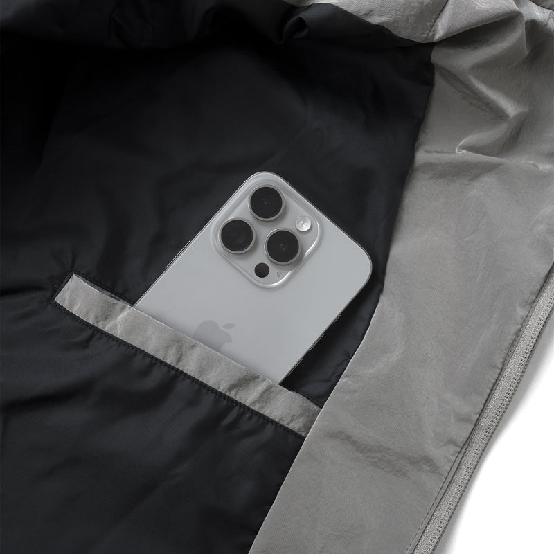 HOOD PANELLED JACKET/ GREY