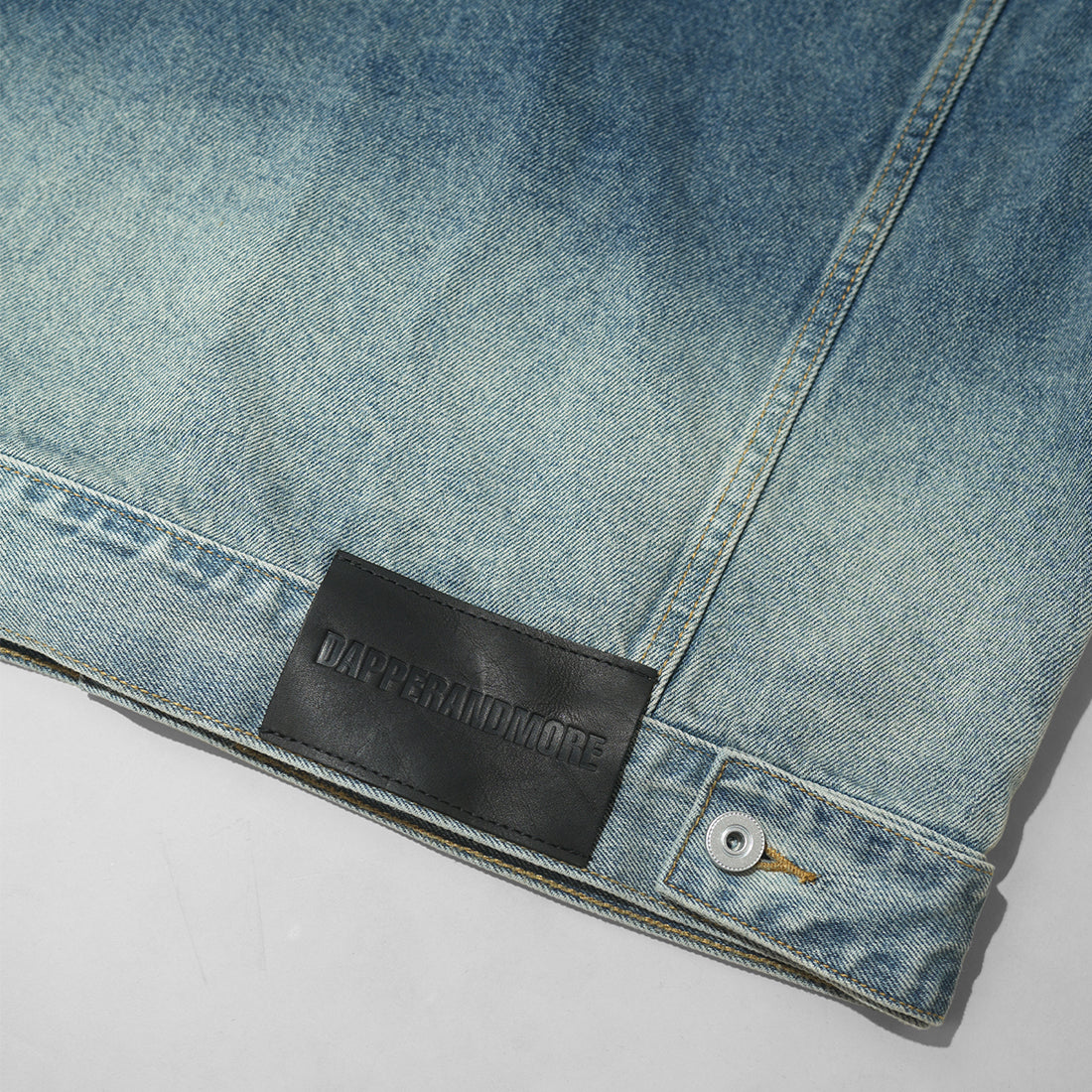 TRUCKER DENIM JACKET WASHED / BLUE