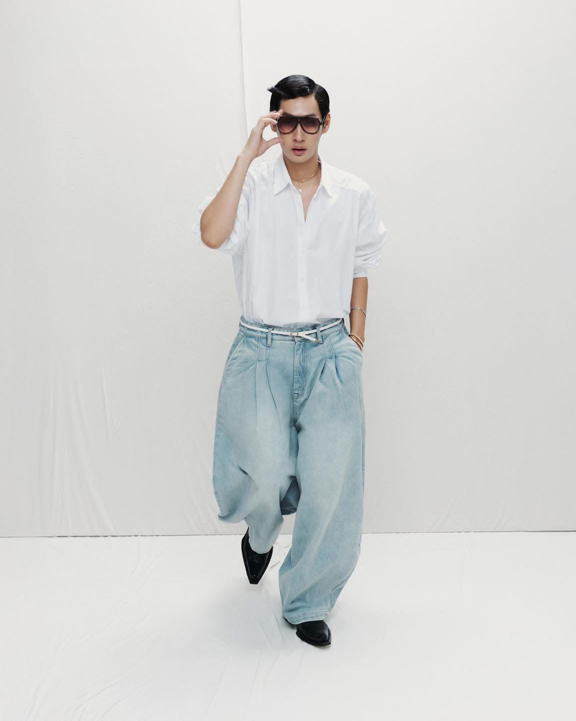 LIGHT BLUE LOOSE FLOW DENIM PANTS