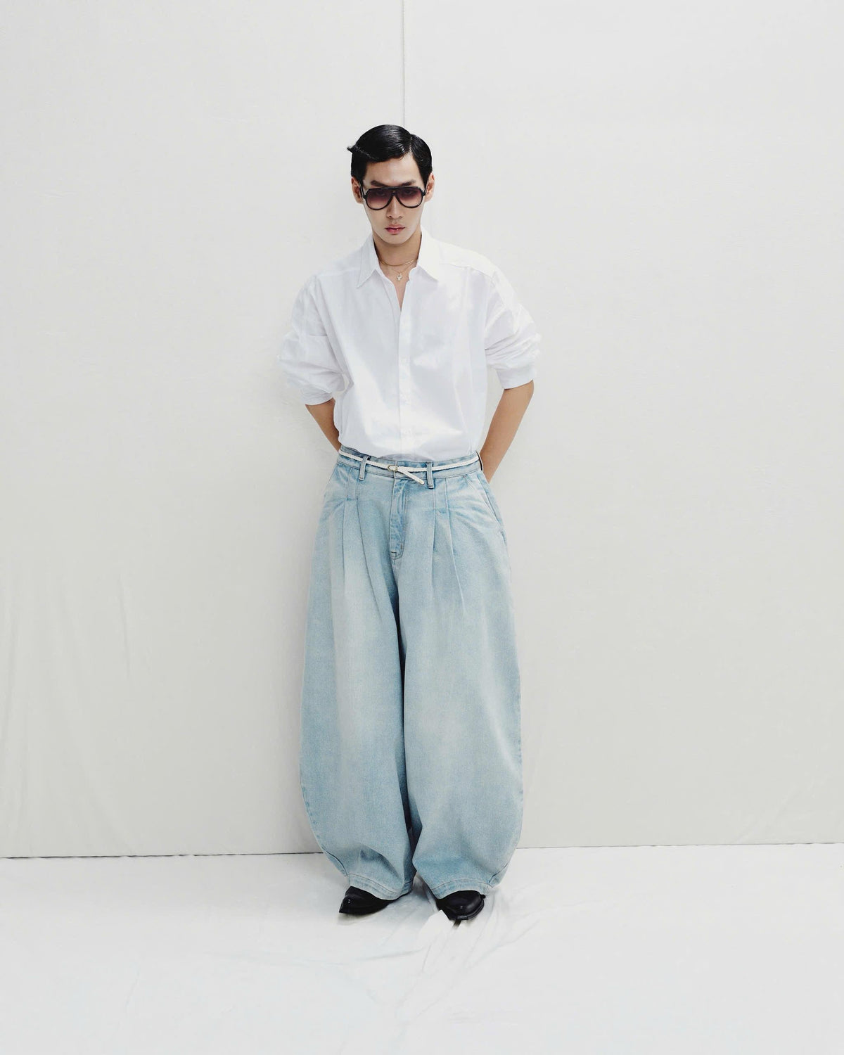 LIGHT BLUE LOOSE FLOW DENIM PANTS