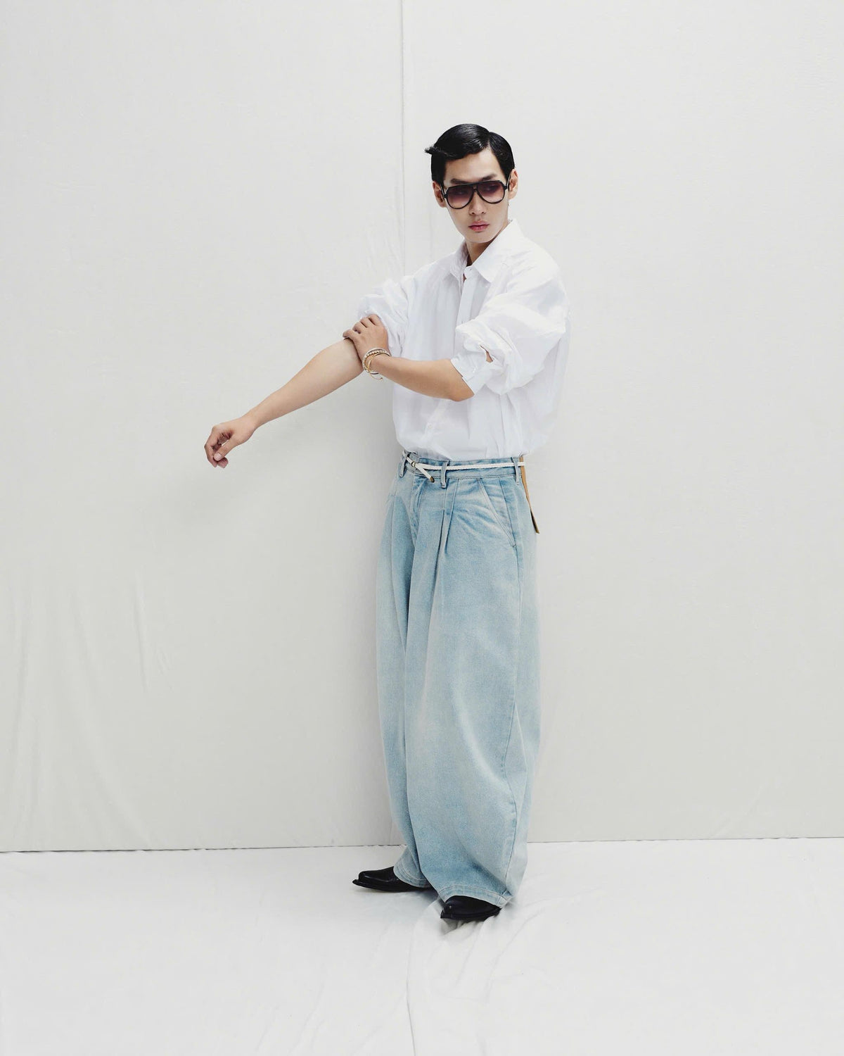 LIGHT BLUE LOOSE FLOW DENIM PANTS