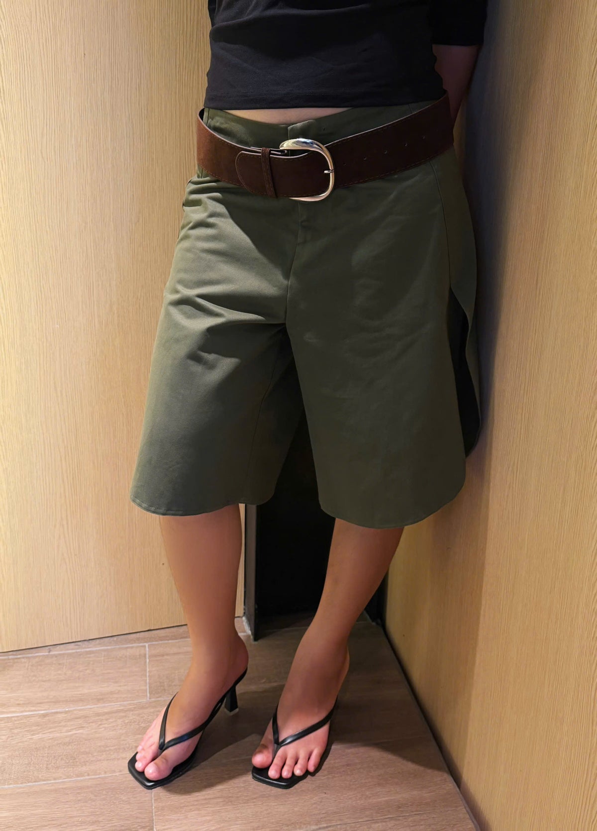 THENH THANG SHORTS - MOSS GREEN