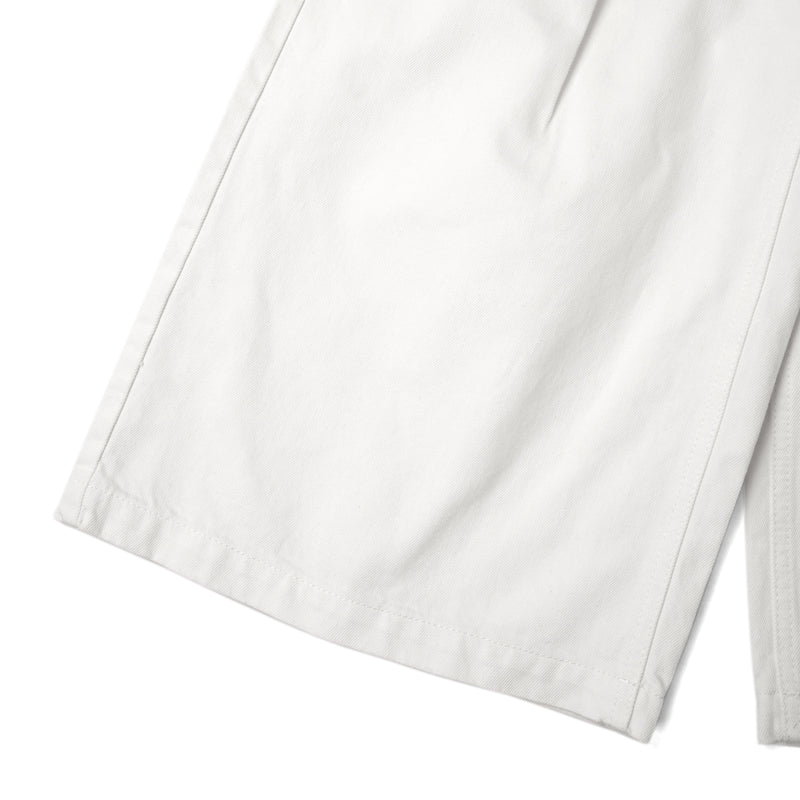 RAW DENIM JORT PLEAT / WHITE