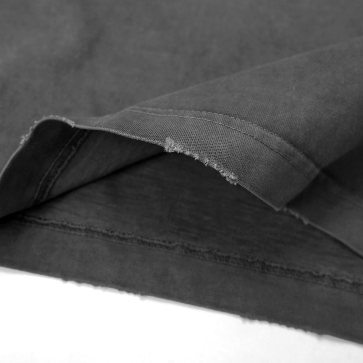 SILHOUETTE T-SHIRT/ GREY