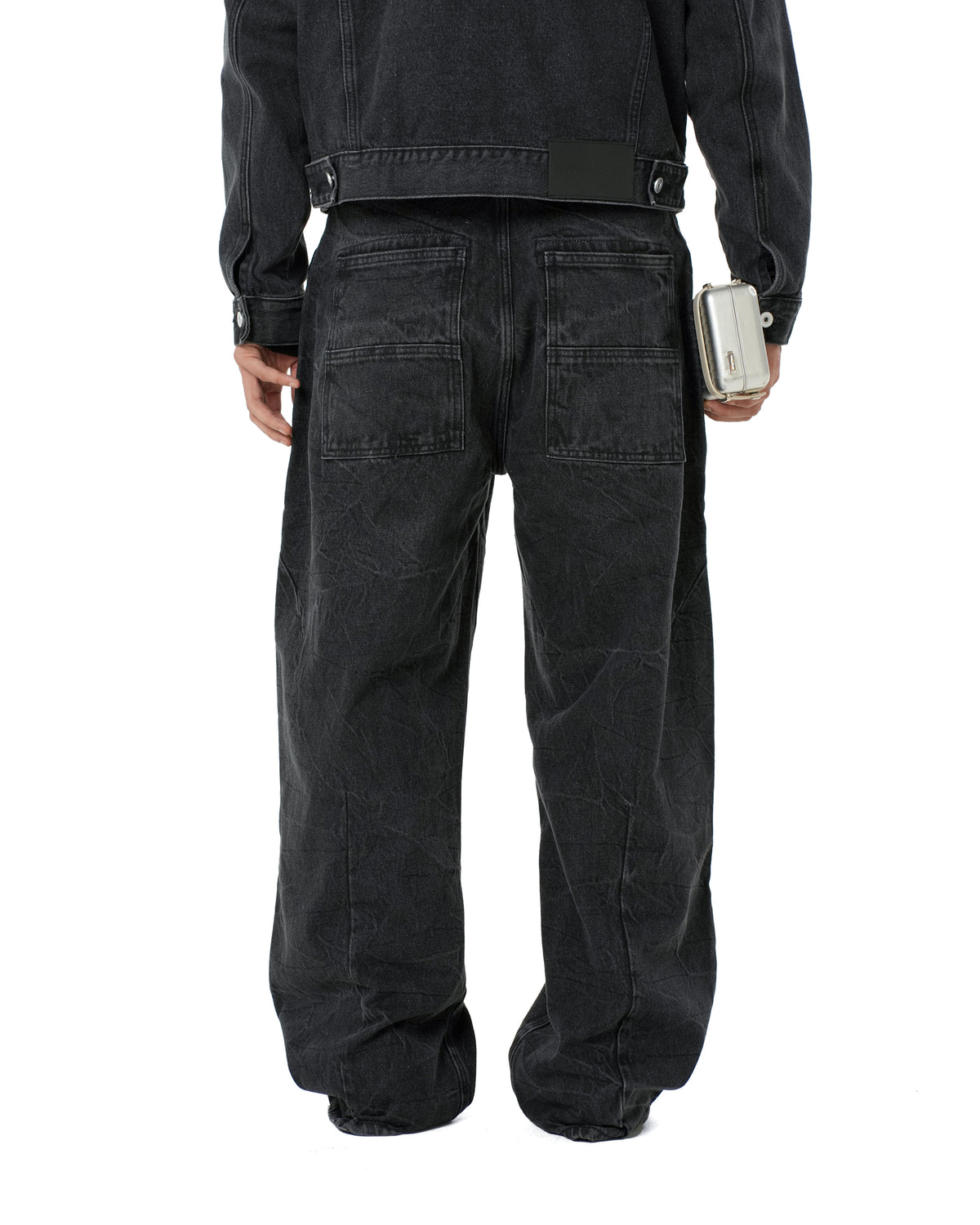 BLACK FRONT ZIP DENIM PANTS WASHED